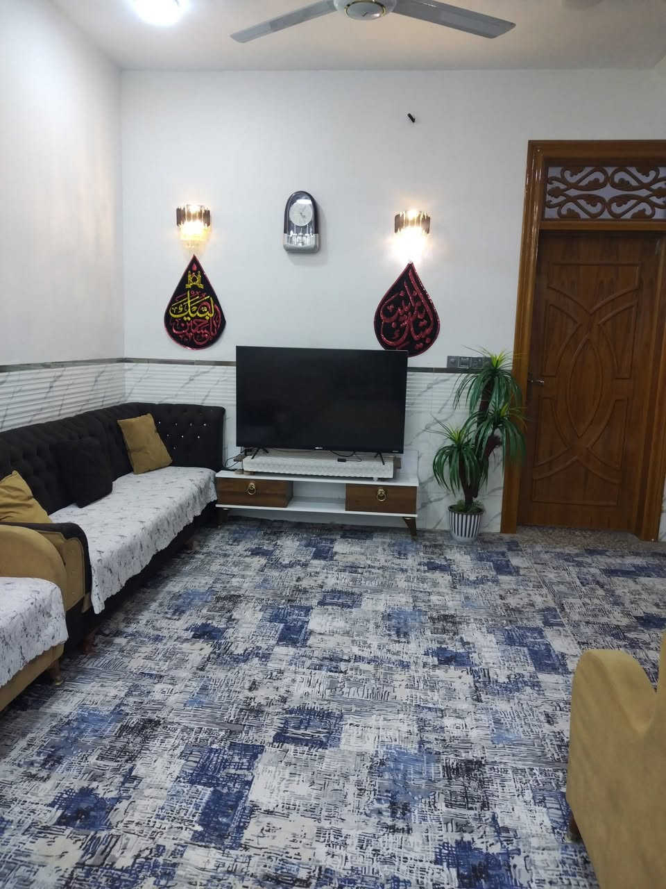 سلام عليكم 
دار للبيع مساحه 100م طابق واحد خلف صدلية صافي صفا الجاير عن الشارع العام السايدين مسافه30م للاستفسار اكثر على خاص


**إذا كنت صاحب هذا الإعلان وتريد حذفه لأي سبب، رجاءا أرسل رسالة إلى الدعم الفني**