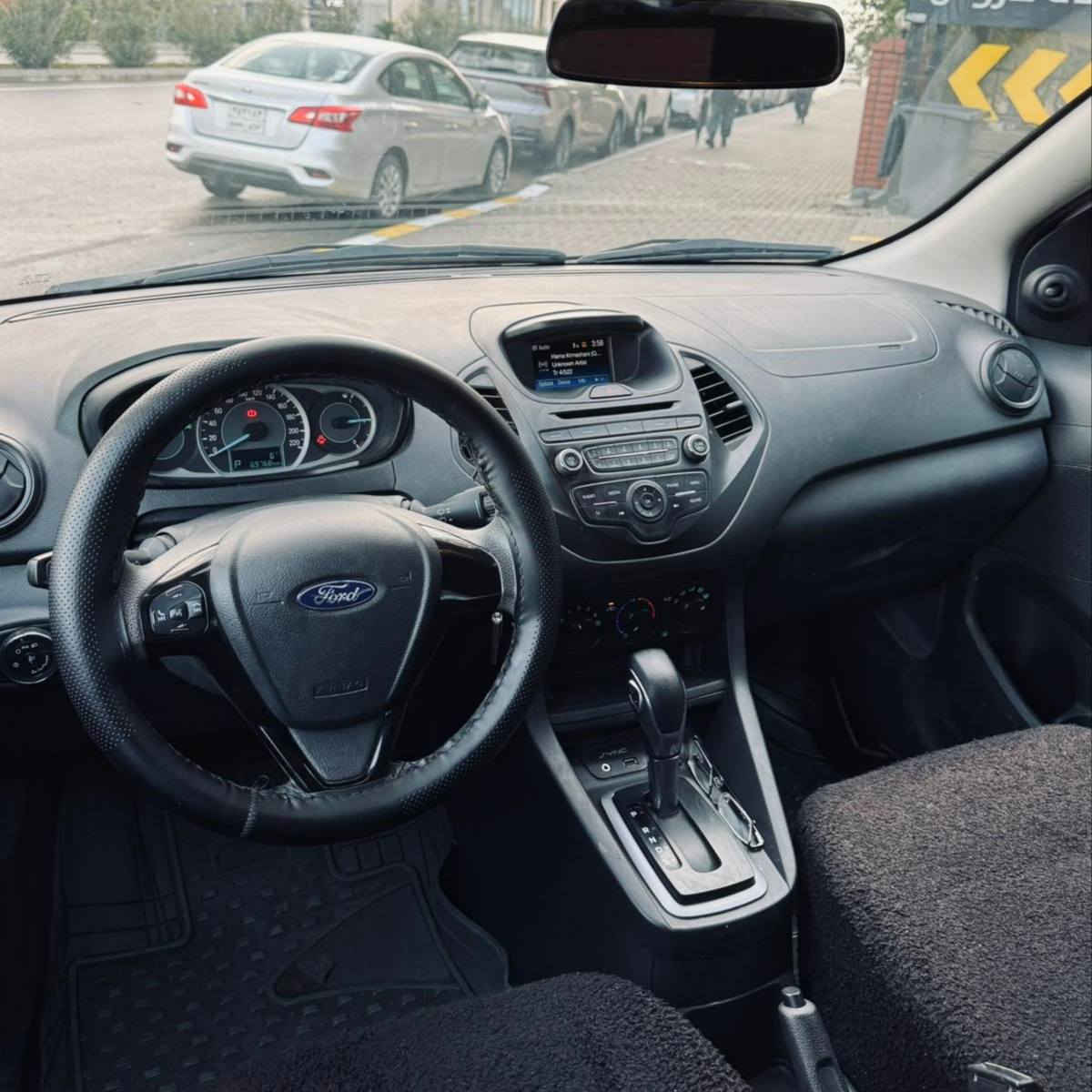 فۆرد فیگۆ 2018 ٤ پستۆن خلیجی 
(٦٩.٠٠٠) هەزار ڕۆشتووە سفری شەریکەی القاسد 
(٢سویچی بیلادی) لەگەڵە فوول مواسەفات 
شاشە بلوتوز ئۆکس usb سووکان ڤۆلیۆم 
وحاسەی دواوە لایت کارەبای بەرز و نزم ئەکات 
چوار تایەی تازە سەنەوی ژێنگەو ڕێگەوبان تا ٢٠٢٩ 
بەناوی خۆمەوەیە تەپەی گێڕی نیە بە شەرت 

سعر: لە کۆمێنت داوای بکە ڕاستەوخۆ بۆت دێت 📩 

گێڕو مەکینەی بڕغوی با نەدراوە و زۆر تازەیە 
کامل سێرڤسم  کردووە 
٤ پارچەی پەمپە بێ ناو گرتن بێ ئێرباگ 
نووکە دەرزی بەدەن و بەتانەشی گرتبووی 
١٠ وەرەقە ئەشکێنم سەیارەکە زۆر زۆر تازەو کەم ڕۆشتووە 
٢ دەسە لە شەریکەوە، 

ڕەقەم تەلەفون؛
***********
***********
