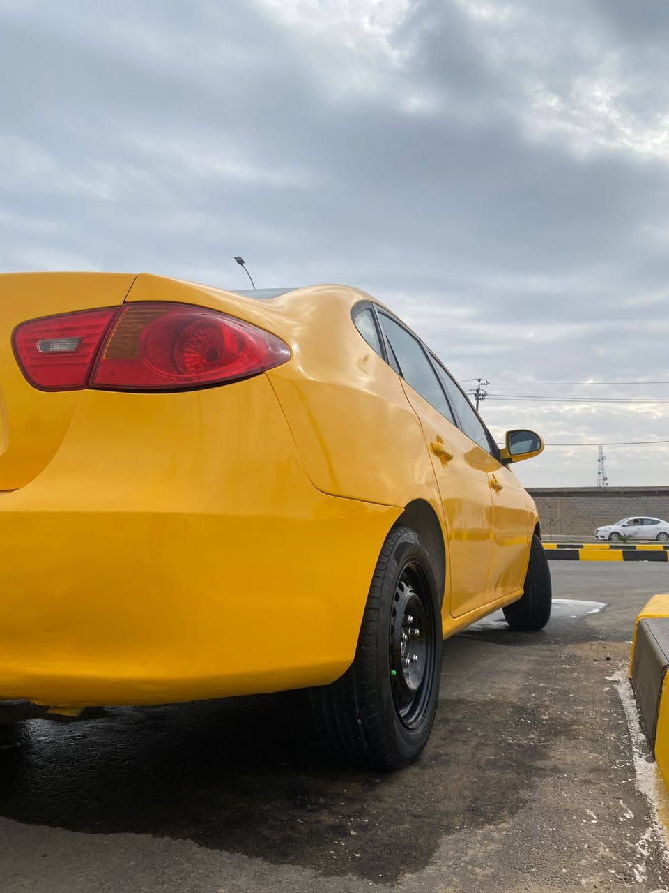 سلام عليكم
سياره للبيع نتره صابونه (خليجي) 2009
كفاله عامه ماعده جاملقين اثر شخوط تبديل بدون دواخل 
سنويه بسمي  خط بحث تصفير 
مكينه كير بل صندوق 600 +دكشن عالي 
صبغه جديده صارله 5 تيام طالعه فرن 
والشراي يتقدم وبيه خير ويدلل 
رقم النقال ***********
مكلف بل نشر اخوان
