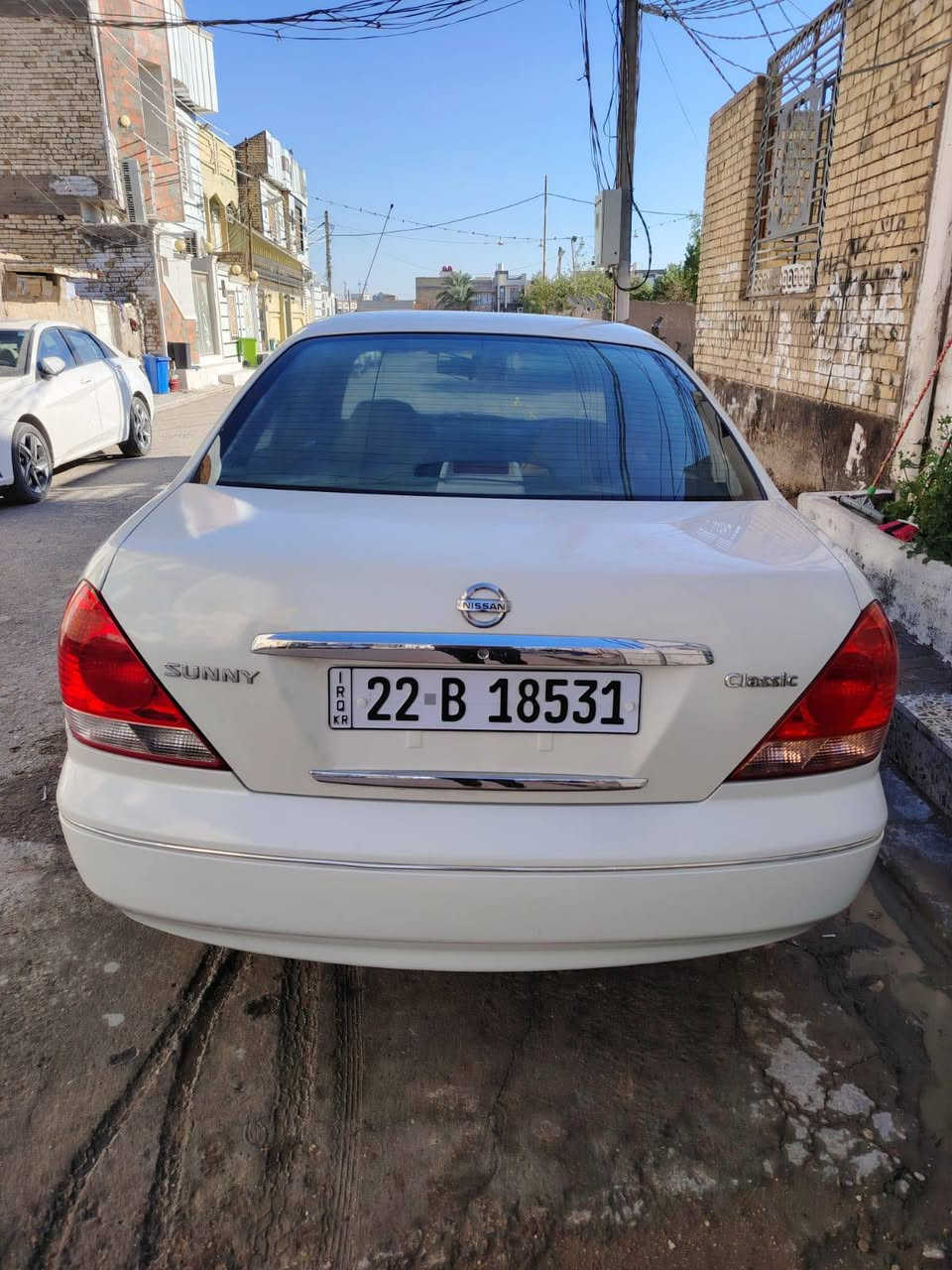 نيسان موديل 2008 مكفوله من ضربه 
بيه قطعتين صبغ فقط اثر شخط
السعر 110 
رقم اربيل سنويه وهزه جديده  وكاله او مدور 
ما ماشيه قليل 
كير محرك تبريد كهربائيات مكفوله 
للستفسار ***********
مكانه نجف
