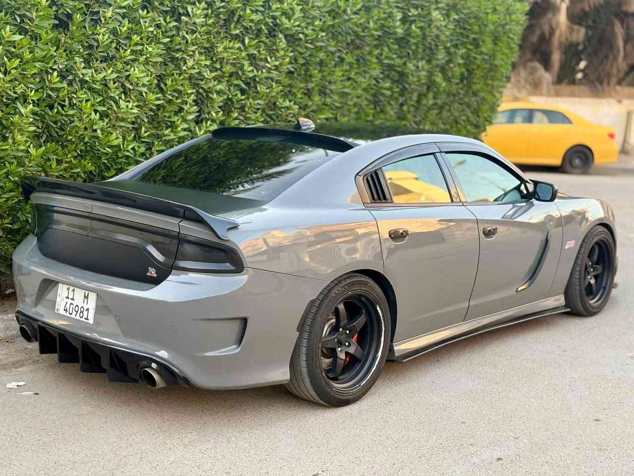 السلام عليكم
بيع او مراوس بمكينه اصغر 
جارجر 6400 اسمنتي
رقم بغداد بأسمي سنوية وهزه جدد
موديل 2018

ماشيه 45 الف  
   
تقرير مياه امطار وفاتحه ناريه 
مكفوله من الحادث والضربه والصبغ .  
المواصفات
فووول عدا الفتحة
قماره بلادي اسود 

كشنات تدفئة تبريد 
كشنات خلفيه تدفئه 
ستيرن تدفئة
شفتات ستيرن
تشغيل عن بعد 
شاشة كبيرة كار بلاي اصلي
كشنات كهرباء + ميموري خزن 
كامرة دوارة
حساسات
مري اضواء ترحيب  +هيتر + رادار جانبي
بريك برمبو 
دواخل كاربون فايبر وشعارات سكات ضوئيه مري بات مان  

ويل 20 تو سايز  ويلد اصلي 
برمجة مصطفى ايگل

كزوز بورلا وبوابات شغل علي الوادي
مكينه مفتوحه شغل وضمان شموخ الصقر حشوه كامله شركه وعليهه ادامة كامله السياره
كل نقص مبيهه السياره جاهزه على اخر حبه وجديده بالخير ع الياخذها
السعر 198  
مكاني بغداد زيونه شارع الربيعي  
***********
