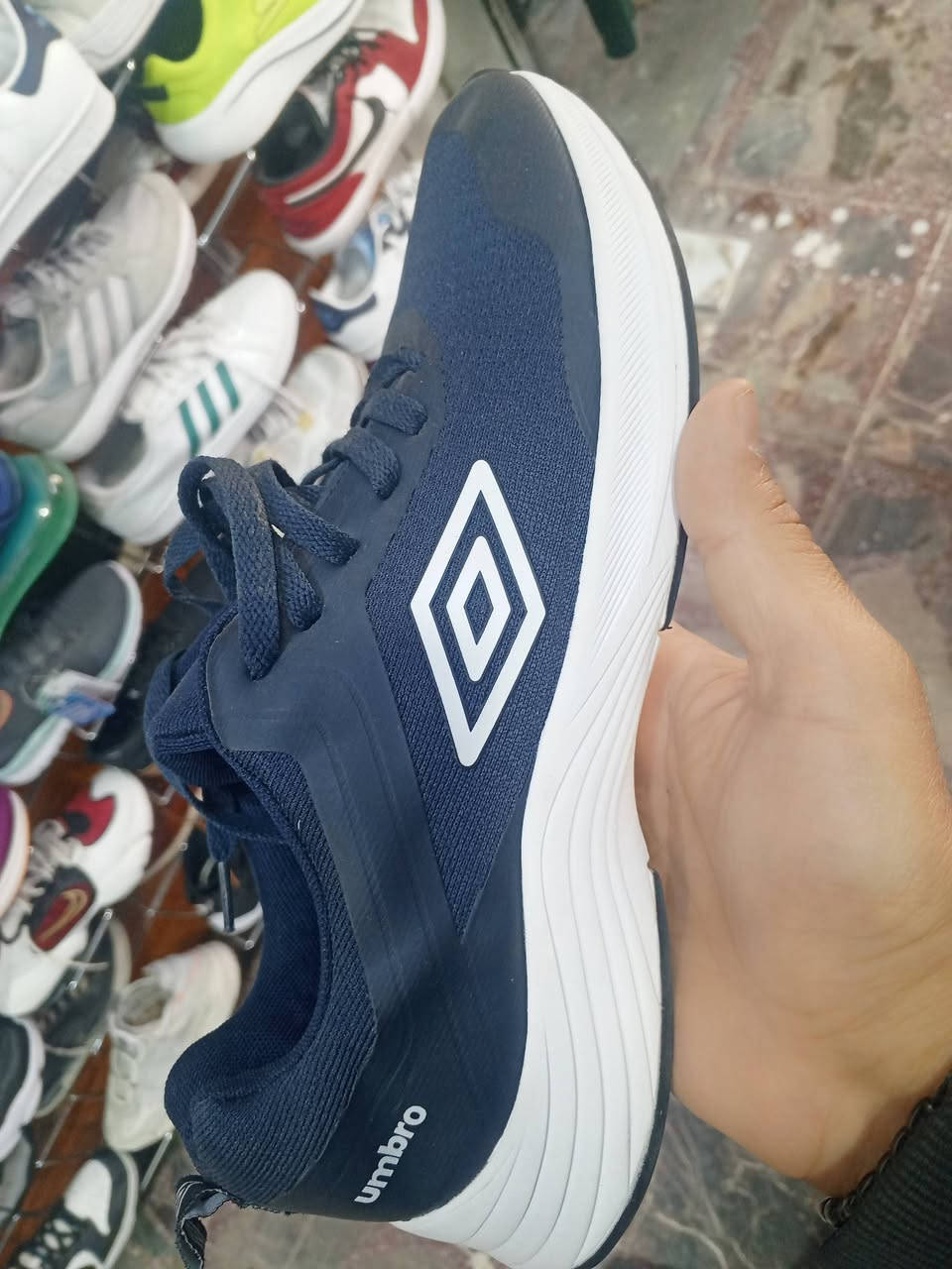 احذيه بإله قياس 46  طول القدم 30
السعر 40 مع التوصيل


**إذا كنت صاحب هذا الإعلان وتريد حذفه لأي سبب، رجاءا أرسل رسالة إلى الدعم الفني**