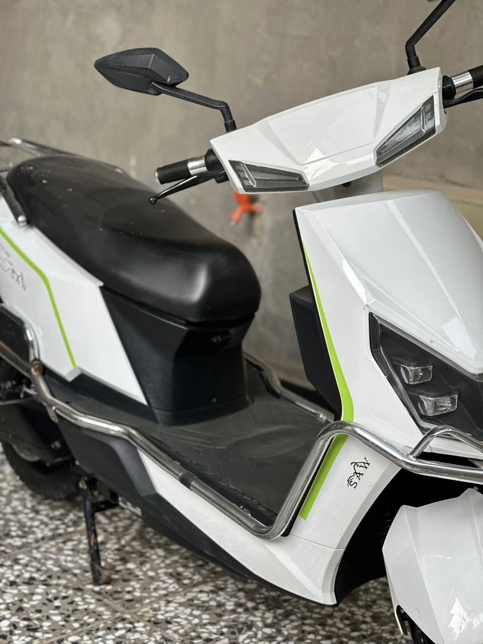 سلام عليكم دراجه شحن للبيع..سرعتها 70 حقيقي..الشحنه الوحده تمشيك 45 كيلو تقريبا. مكاني بابل سعر واستفسار خاص..


**إذا كنت صاحب هذا الإعلان وتريد حذفه لأي سبب، رجاءا أرسل رسالة إلى الدعم الفني**