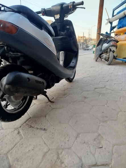 السلام عليكم دراجه بتره فحل قفل اكسن خطين الدراجه حاويه بالحقيقه انضف من الصوره كلشي بيها شغال تجي تأخذها وتفحص عد اي فيترجي مال دراجات والسعر خاص لان تعرفون اكو كم واحد يكسرون بحلال الناس وبالخدمه اني وهذا رقمي بي واتساب ***********
