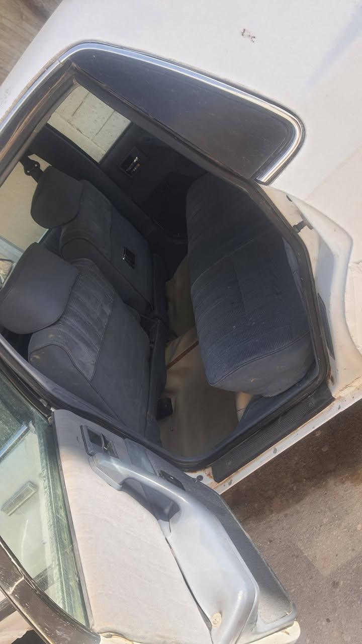 اولدز مكينه وكير حاويه مال كورله تشك الكاع بل شلعه سياره حلوه مال موضف يروح ويرجع بيها تخم تاير ماصاله شهر جديد كهربايات شغاله عده التبريد كامل بس عوزه ربط وبيها والشراي يخابر السعر 35  ***********
