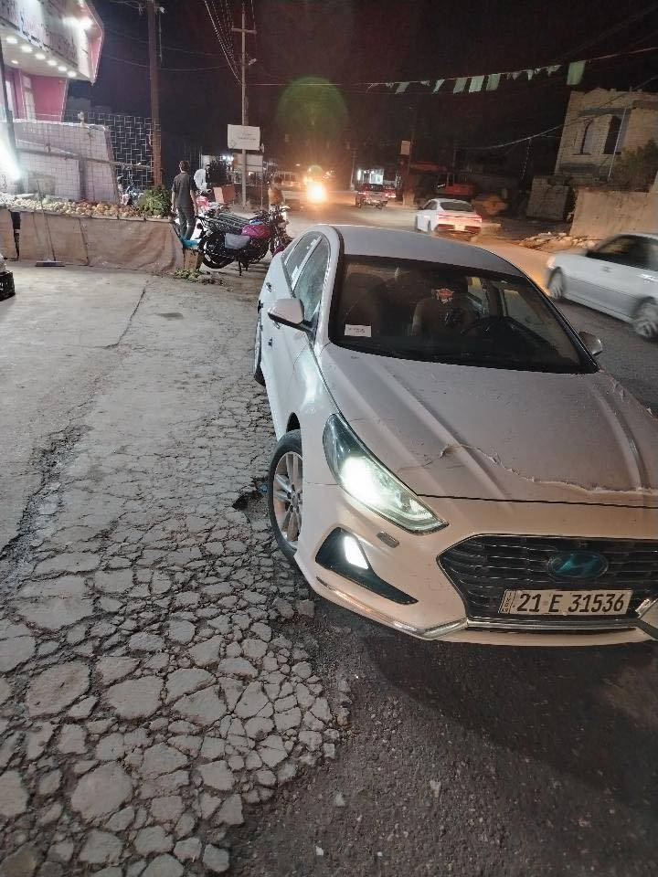 سلام عليكم 
هونداي سوناتا 2019وارد خليجي 
مواصفات عاديه صدر امامي خلفي تخم تاير تخم ويل مكينه كير كله بشرط سياره متصرف عليهة الف جاهزه 
4قطع تبديل بدون دواخل بدون اربارك سياره جديده بدون بارد بدون شخوط رقم سليمانيه انكليزي سنويه 2030 باسمنه تريد تحويل تريد وكاله 
هاتف***********
احمد الجندي 
سعر 145
