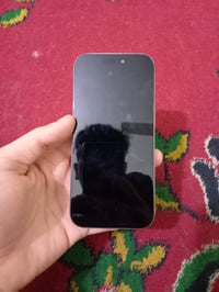 آيفون ١٦ برو • ٢٥٦ • كاميرات خلفية معطلة