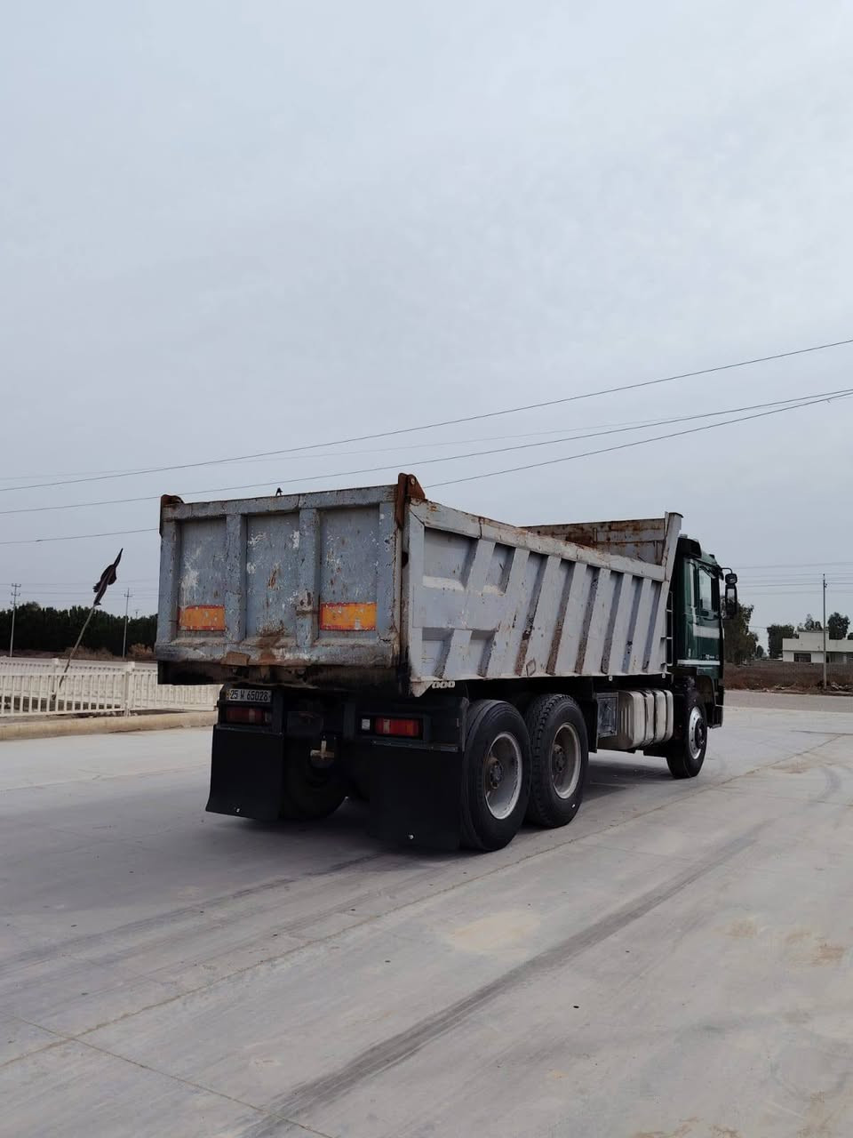 سلام عليكم للبيع  فالفو F12 موديل 91 مكينه 121 كير 3X3 مجموعه لنكي تخم تاير رقم نكليزي تحويل مباشر سياره مكفوله كفاله عامه السعر215 وبيه مجال بسيط الأستفسار اتصل عالرقم *********** عنوان واسط الصويره
