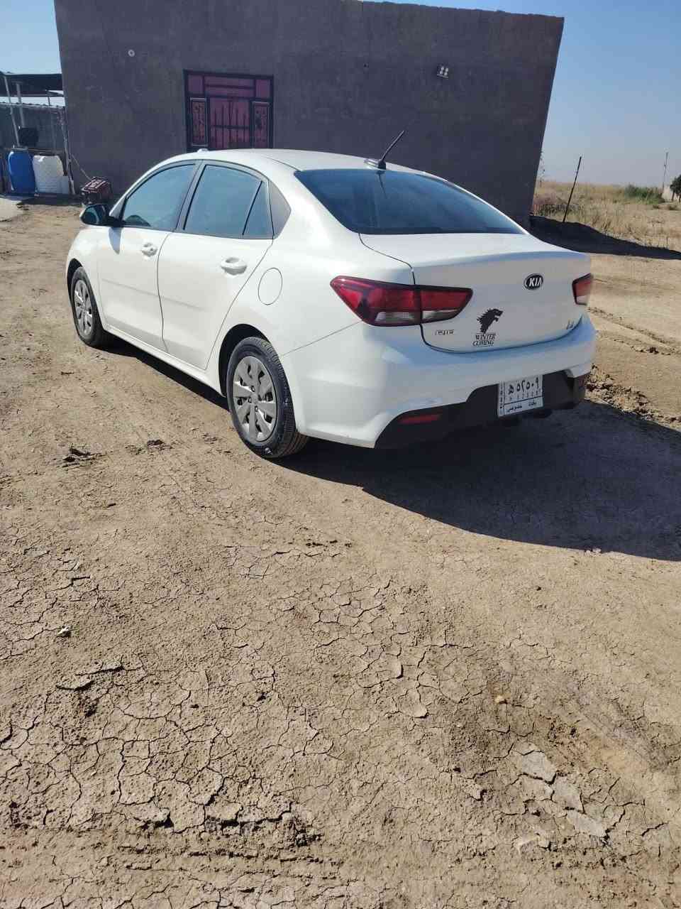 سلام عليكم ريو2018كير ومحرك وحداديه كفاله تخم تاير جديد مال جناي جاهزه الاخير محرك1600بيها2قطع صبغ فقط 
السعر92وبيها مجال
الاتصال***********
مامتواجد بلخاص 👆👆
مواصفات السياره 
شاشه 
تحكم استيرن 
كامره 
نضام ايكو 
حساسات
