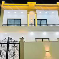 الملايين الأولى • ١٢٠م • دار واجهة ٩٫٥م