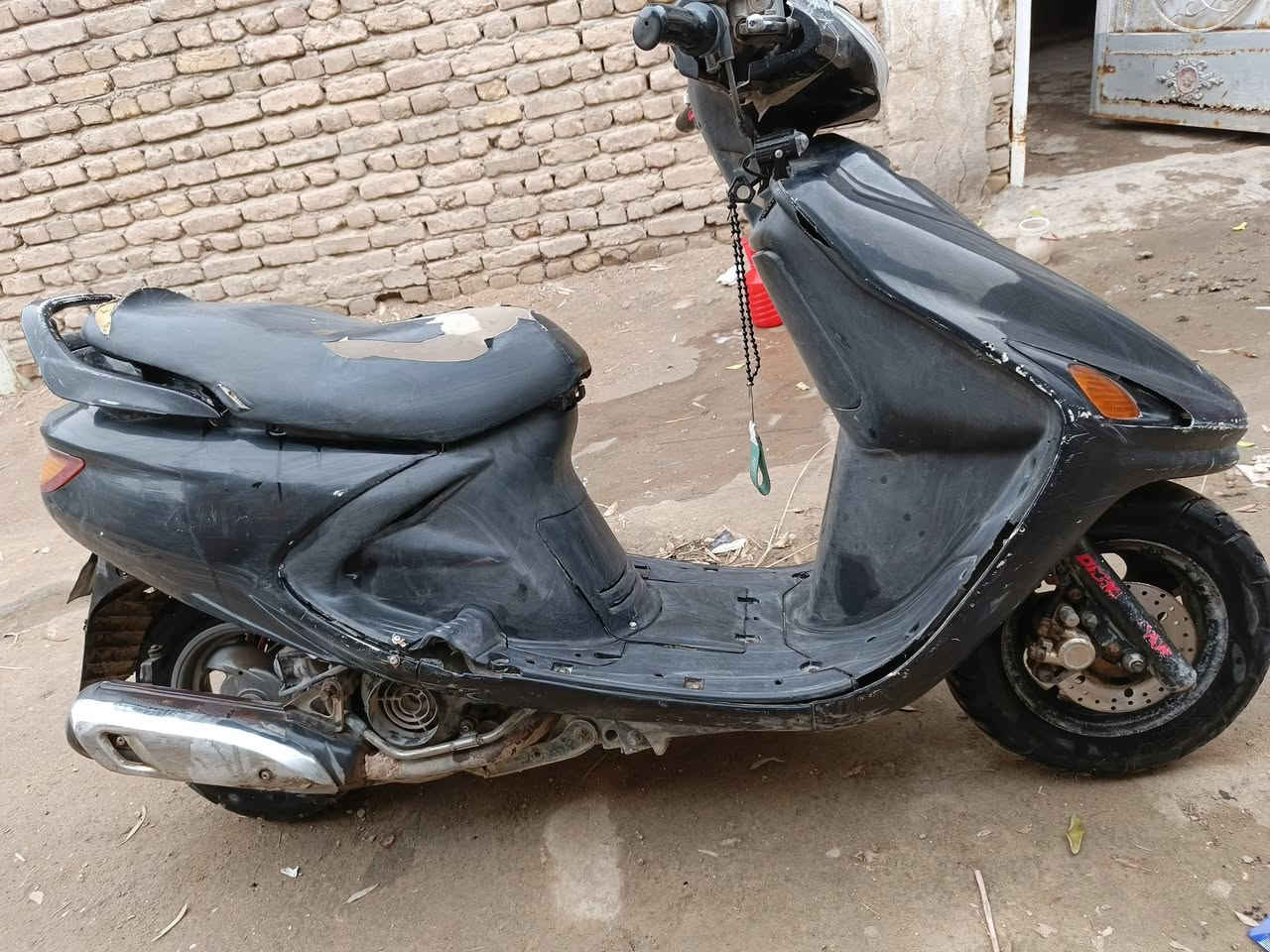 السلام عليكم
دراجه للبيع فراشه اللون اسود 
الدراجه مكفوله مع الفحص 
السعر 300 وبيه‍ا مجال 
‏‪***********‬‏ المكان حله/سياحي/
