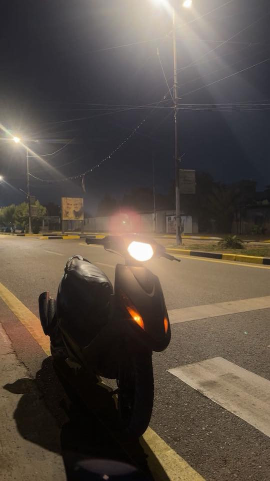 سلام عليكم دراجة ماكس عدلة لون فيلي كاملة مكملة مناقصه شي سلف هندر كلة شغال دراجة بلادية مال واحد جناي معتني بيهة بس حتاجيت وريد ابيع مكاني البياع الشهداء رقمي ***********
