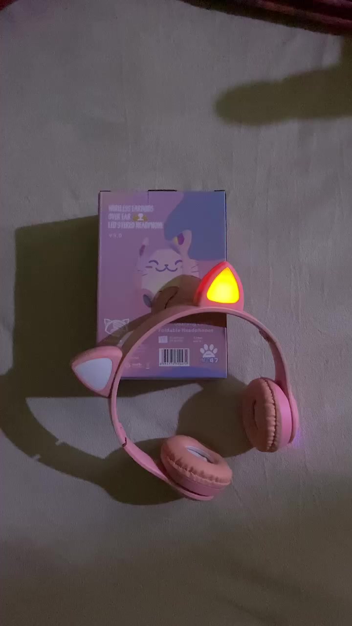 ⁨ MZ47 –  سماعة
سعرها 8 الاف فقط
متوفرة بثلاث الوان
مواصفات السماعة:
بلوتوث 5.0 اتصال سريع وثابت (10 متر) �
بطارية 300–400mAh 🔋
تشغيل لحد 6–8 ساعات
تدعم بلوتوث + سلك + كارت ميموري
بيها مايك للمكالمات
صوت واضح وباس قوي 🔊
إضاءة LED شكل قطة 🐱
تصميم مريح وقابل للطي
✨ مناسبة للموسيقى، الألعاب، والأطفال⁩


**إذا كنت صاحب هذا الإعلان وتريد حذفه لأي سبب، رجاءا أرسل رسالة إلى الدعم الفني**