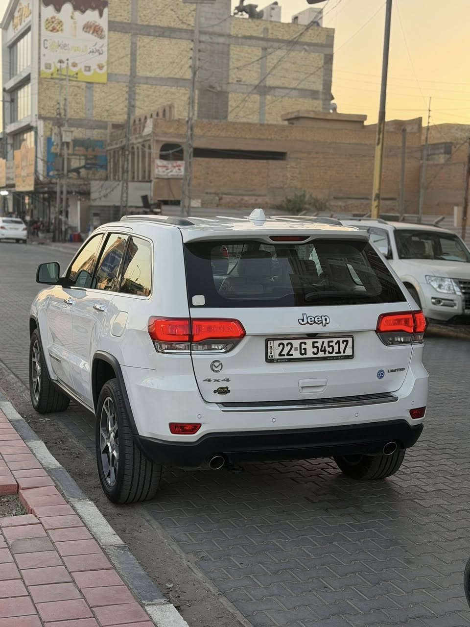 سلام عليكم
سعر مناسب جداً 
جيب لمتد بلاص  2019  خليجي وكاله المهند
رقم اربيل تحويل مباشر 
ماشيه 83 الف 
 فول مواصفات ١/١  شاشات 3 

رادار جانبي وخلفي 
داخل بيجي   
حجم المحرك: 3600
فور ويل 4/4 ماوس 
دبل سلايت بانوراما 
تشغيل عن بعد 
شفتات ستيرن 
جنطه كهربائي شفط 
دبل كزوز خلفي 
حساسات اماميه + خلفية 
بصمه تشغيل بصمه ابواب  
دمامي خلفي بلصندوك
قطعتين تبريد ثلج 
كشن خزن ميموري 3 وضعيات
 مقاعد جلد اصليه (تدفئة+تبريد) 
 كشن خلفية تدفئه 
سيدي بلجكمجه  مع ريموتن تحكم بلشاشه 
مري  شفط 
مري قلاب ويه ال R
الداخل صاج ملكي  
 استيرن كهرباء +  تدفئة
 لايت عدسة زينون يصعد وينزل ويه الستيرن 
زراكات لايت  
بصمات 2 
سياره بدون نقص كامله مكمله مكفوله حتى الدعاميات بدون صبغ بدون بارد فقط الجاملغ الخلفي جهه السايق بي دحجه بسيطه ومصبوغ الدور مالته  والصوره بالمنشور
مكان السياره بالنجف 
***********
السعر 243$ وبيها مجال
