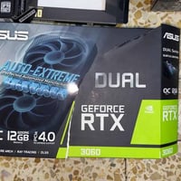 تجميعة pc استخدام نظيف وياها الماوس وكيبورد  سعر ٩٠٠ الف وبيها مجال  م...