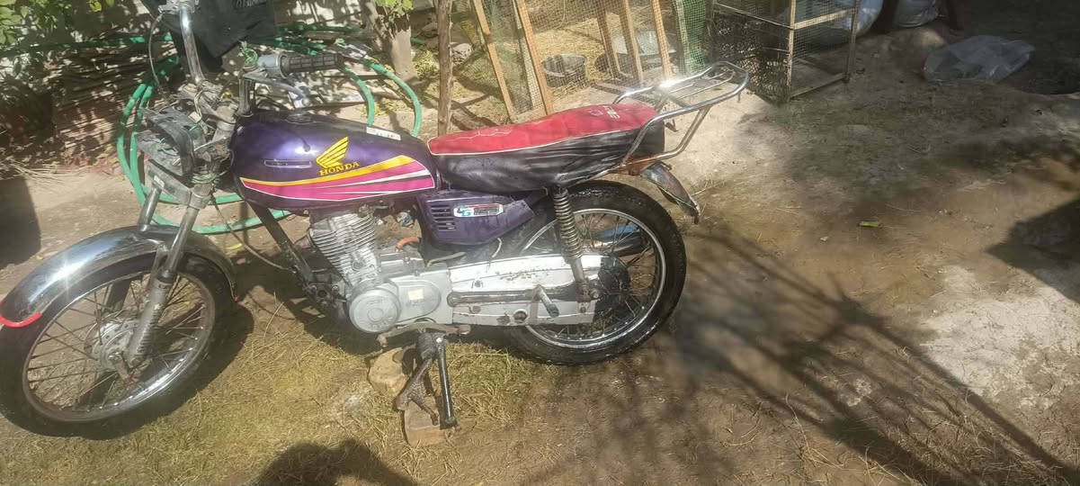 سلام عليكم دراجه نامه بروه موديل 14 بدون أوراق بيه رقم شاصي وبليته مكفوله من السرقه مكاني بابل محاويل سعرها 200وبيه مجال ***********
