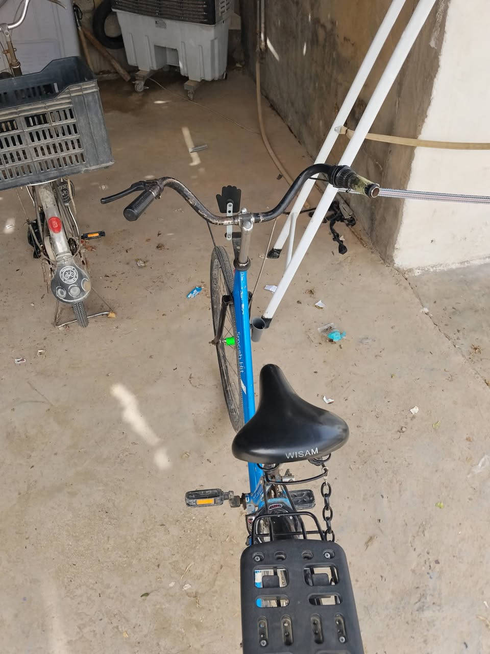 سلام عليكم بايسكل باله بناتي للبيع هوا ول قراض العنوان الانبار الرمادي رقم التواصل***********
