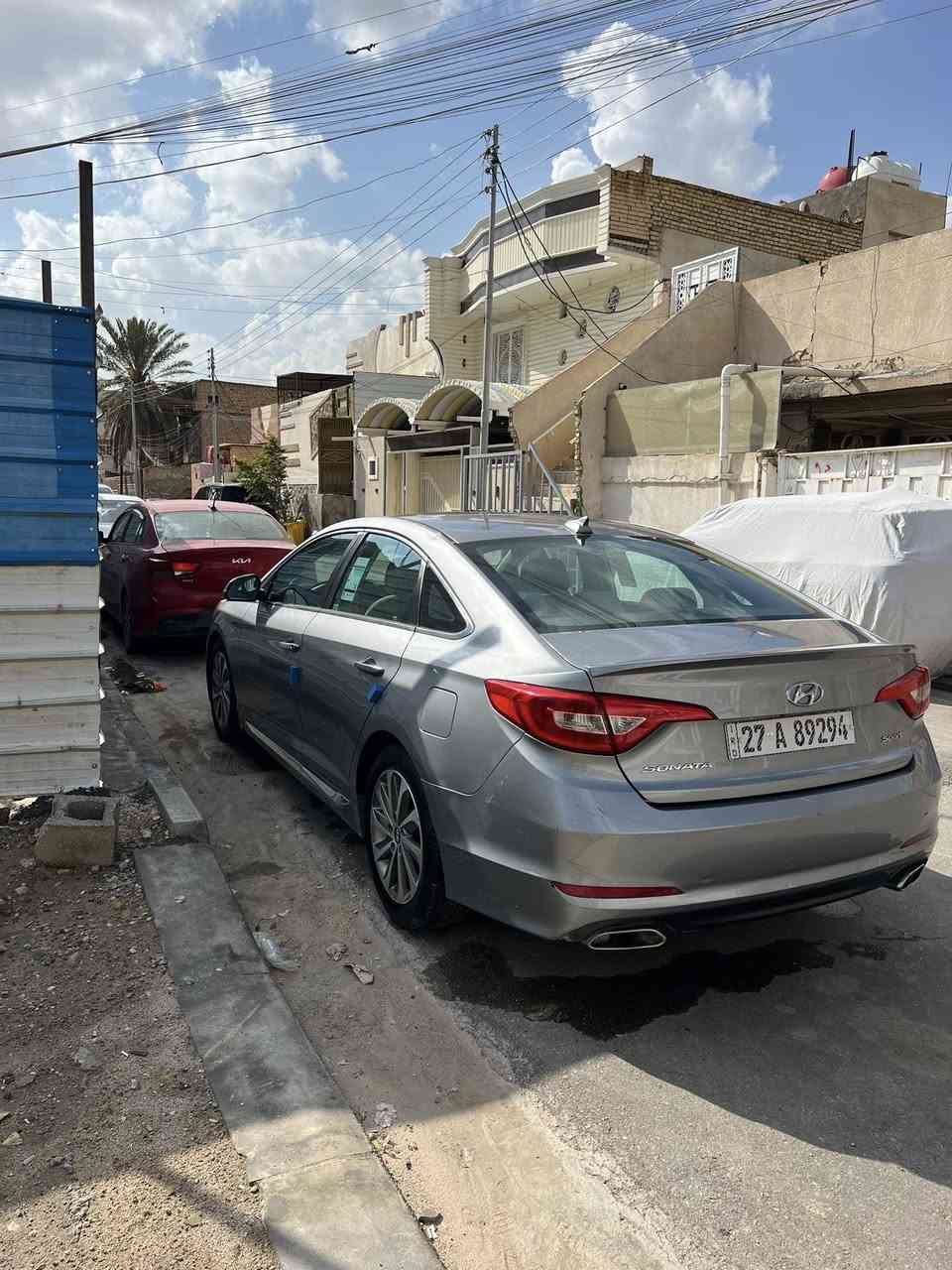 سلام عليكم. سوناته 2015 ماشيه 95الف مكينه ما مفتوحه 2400 ولا كلوب مشتغل بل دشبول 
مواصفات شاشه كامره كشنات كهرباء تدفئ كشنات وضعيات قياده تلاثه  سياره نضيفه مال بيت ما مشتغله تكسي
صور امريكا بل منشور  والفحص مرفق هم (رقم ذي قار باسمي تحويل مباشر)
السعر114
مكاني ناصريه مركز
***********
