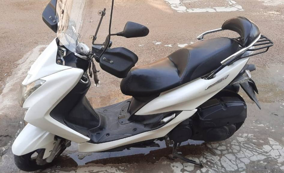 ماجسته S ياباني حديث مع الجنطه
السعر 15$ وبيهه مجال
العنوان/البلديات مامتواجد عالفيس  للأستفسار الاتصال على الرقم ***********
