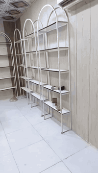 رفوف جدد العدد 8 الارتفاع مالتهن 180 والعرض 80 07722621942