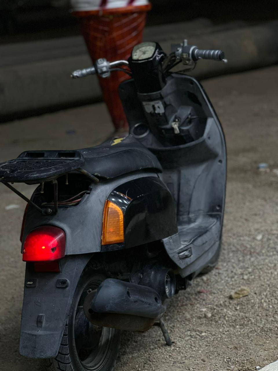 دراجه بوليس للبيع الدراجه ناعمه وحلوه نضيفه بريك يجي وياه واير ويده مال الريم ول سعر خاص ***********7 هاذي رقمي
