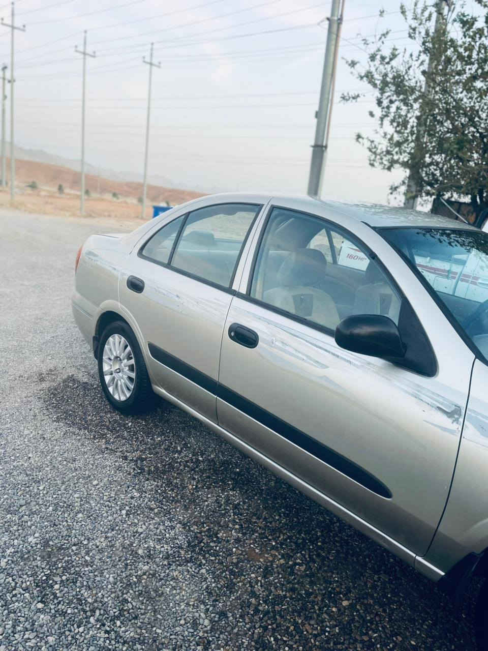 نیسان سەنی یابانی بۆفرۆشتن  سەیارەکە ینیو بۆنیتی بۆیاخە  کەمێک ناوی گرتوە؟
سەیارەکە سەنەوی تا بیست و حەوتەو 
لەزگەی  پێوە سوتاوە من بە شەرتی ئەوەی نادەم کە لەزگەکەی لێبێتەوە دەشتوانی بۆ خۆت لێی بکەیتەوە   
سەنەوی بە ناوی خۆمە 
سعری 85وەرەقەو معامەلە   
شوێن کۆیە 
***********
***********
