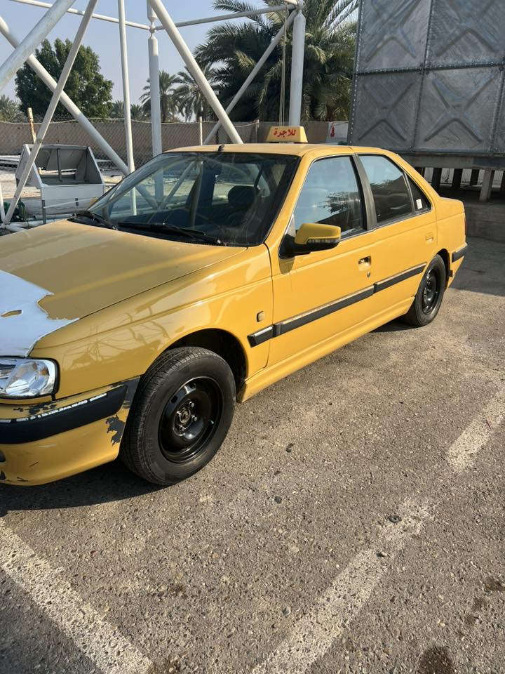 السلام عليكم 
بيجو بارص موديل 2015 
السياره بيها بس هاي الطخه مثل ما وضحة كدامك بلصوره البنيد فقط 
تبريد وتدفئة كامله 
صدرها خير من الله ومكينة مكفولة 
السعر 40 وبيها مجال ما متواجد ع الفيسبوك لان مكلف بلنشر 
الرقم ***********
