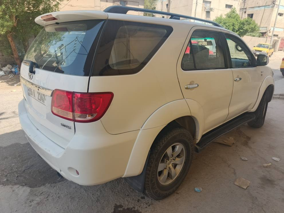 للبيع تويوتا فورشينر موديل 2006 رقم قادسيه بسمي مكينه 6 سلندر كير ومكينه وحداديه وتبريد مكفولات بيه صبغ دعاميات فقط كل نقص مابيه السياره سعرها 140وبيه مجال قليل 
السياره بالحله بحي الزهراء يم جسر الام
***********   *********** حلة, بابل
