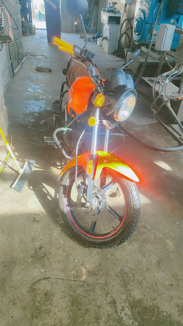 دراجه ديوان مديل 2022 رقم نكليزي دراجه خير من الله مابيها اي نقص لبكان بعقوبة في حي  لمهدسين ‏‪0770 787 9756‬‏
