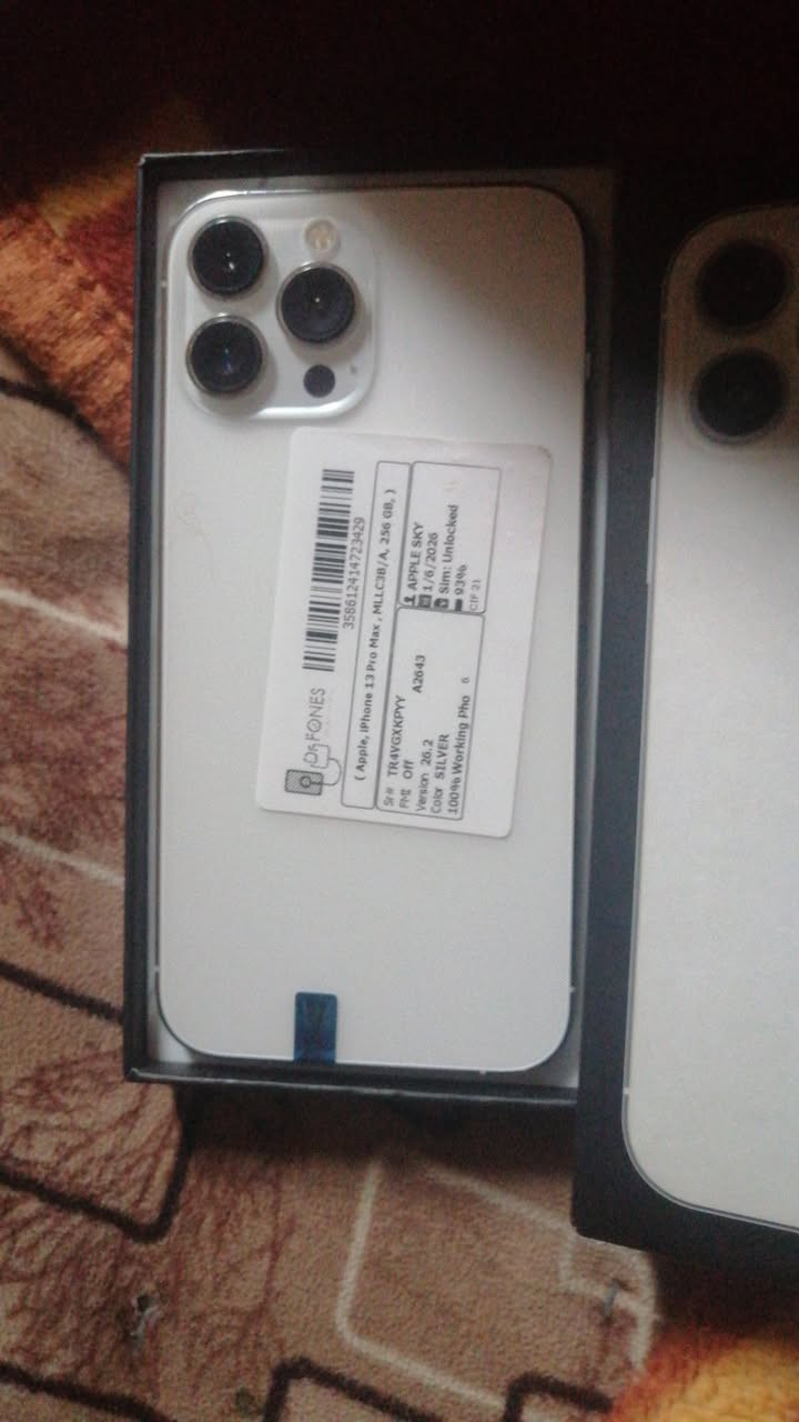 أيفون 13 برو ماكس ، ذاكره 256 ' بطاريه 93 '
لون ابيظ طافي كامل ملحقات جهاز نضيف كلش

السعر 750 قفل


**إذا كنت صاحب هذا الإعلان وتريد حذفه لأي سبب، رجاءا أرسل رسالة إلى الدعم الفني**