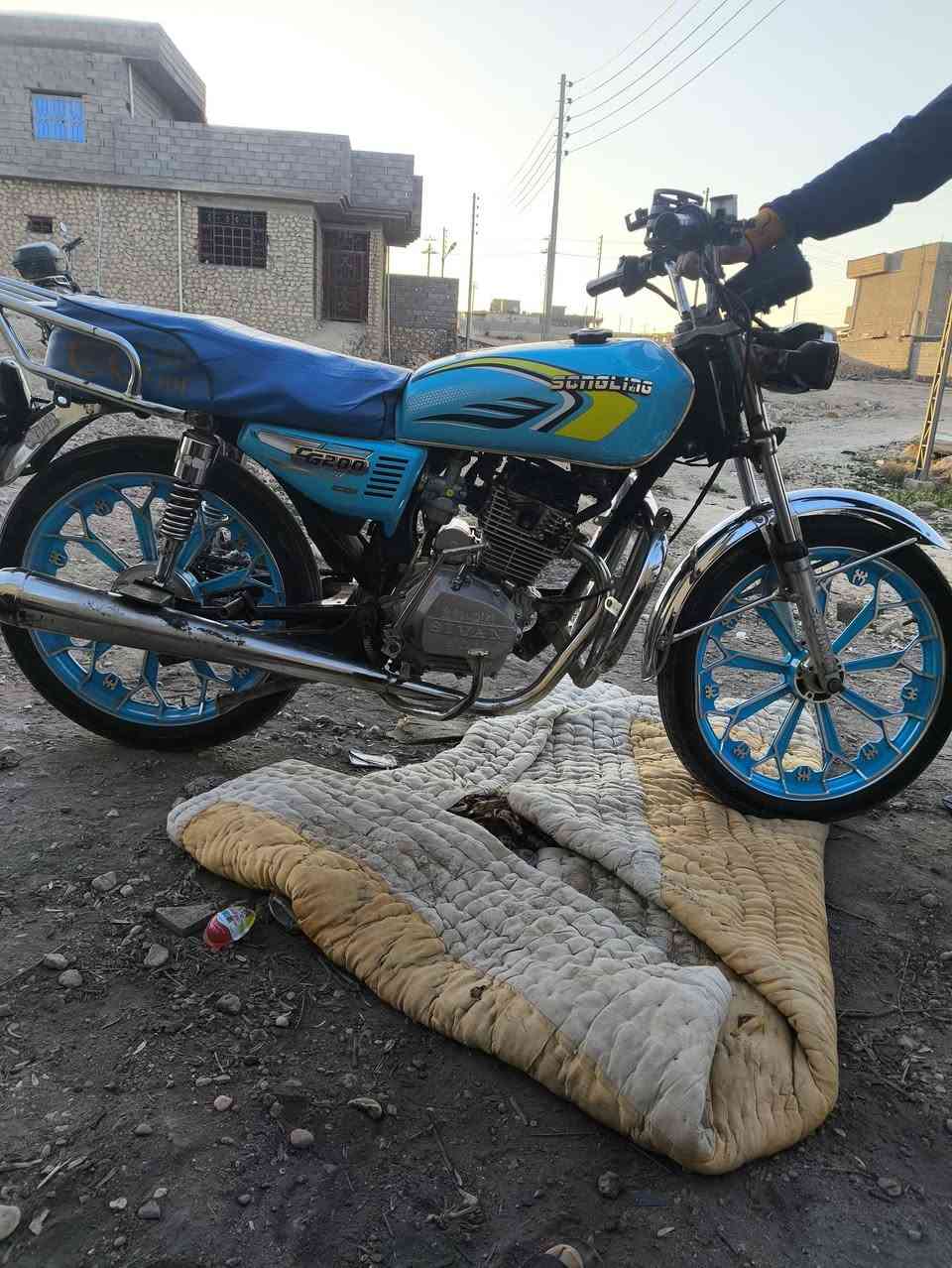 بسم الله وصلاه ع نبي محمد وآل محمد 🌺
اخون مكلف بل نشر الي يرده يتصل ع راعيه 
متاح ماطور بانزين ايراني مكفول  مسجل  مرقم بسم راعيه سنويه ورقم كامل  موديل 21 محدثه 24 محرك كير كله جديد 
ب 950 بيه مجال لشراي 
مكان حديثه شيخ حديد يوجد توصيل حسب الاتفاق لشراي يتصل ويدلل 
0‏‪0786 833 3634‬‏
