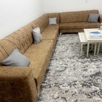 كنبة • مستعملة شهرين • قابلة تفاوض