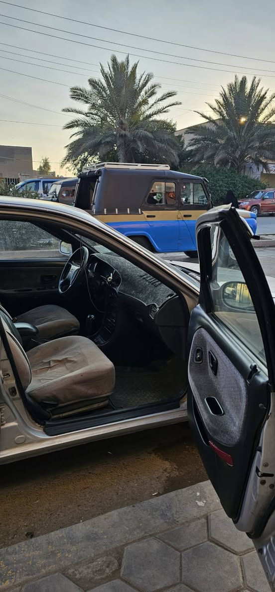 السلام عليكم.....
سوناتا تو 1994..... 
رقم بغداد باسمي  ….
شرط التحويل...  
(( كير اوتو ))
مكفوله من ضربه ولكص ول خياس ....
كهربائيات ع وضع شركه ولا ملعوب بيه... 
 دوشمه مدوشمه أحسن شي
ويل كب بلادي زلغ مابيه 
  ..تخم تاير.... جديد 
كهربائيات كله شغاله
ه حته ل بانزين هم يشتغل ..
نعومه ماشالله صاعد حديث 
سياره ما بيه كل عيب تخبل ول ياخذه  يرحملي من وراه 
دشبول يخبل ..
شرط لاضربه ولا طخه ولا كص و خياس  ولا كلشي وين ميعجبك روح افحص  ...
صدر خلفي أمامي كله جيد ما ملعوب بي عشركه  نعومه صاعد حديث ... بشرط ترايك 200 
غرفتها جديده ...دواخلها مثل كشنات شركه جدد ❤ ..كيجات كلها شغاله...
محرك مفتوح مو مسكر 2000 (المرغوب)
السعر خاص 
*********** مكاني واسط الصويرة
