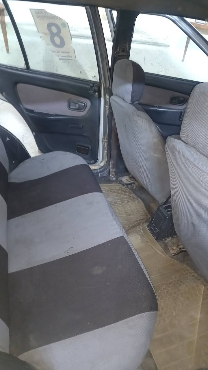 اكسله ٩٤ بغداد باسمي محرك بي تبخير تبريد شغال تايرات جديده باتري كهربائيات كلها شغاله دواخلها نظيفه جدا وحداديه نص ونص سعرها ٢٧  بشرط التحويل مكاني زعفرانيه ***********
