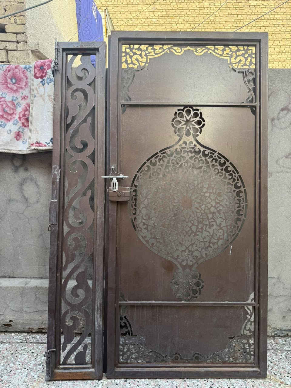 السلام عليكم باب حديد للبيع نوع الثقيل كلش الشراي يدخل خاص ويجي ويشوفة شغل درجة اولا جديد مكاني شعب  سعر 200


**إذا كنت صاحب هذا الإعلان وتريد حذفه لأي سبب، رجاءا أرسل رسالة إلى الدعم الفني**