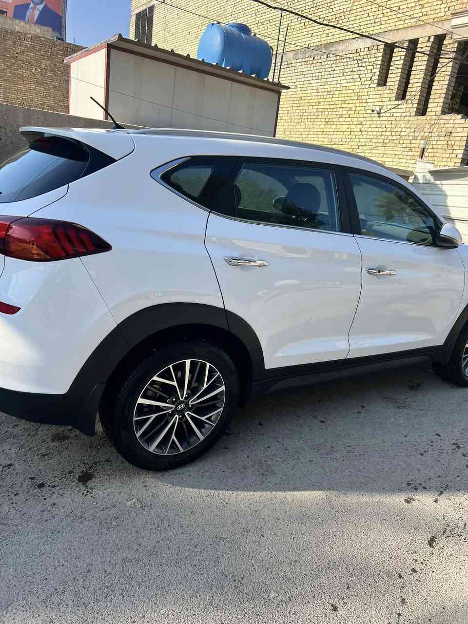 توسان 2020
رقم بغداد دولي بسمنا
محرك 2000
سياره بصمه تحكمات سايد بريك برجل سياره حلوه
بصمة ابواب
مري شفط
حساس خلفي
كشن كهرباء جهتين
مكينه وكير كفاله
سياره ماشيه94
سونار مرفق ويه الصور
بيهة صبغ بالبنيد
مكان السياره المنصور
السعر 195$ وبيها مجال
*********** متوفر واتس اب
