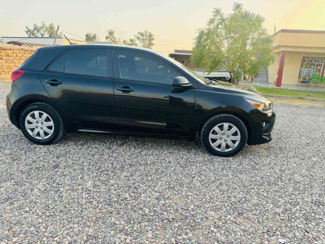 كيا ريو 2023 دولي معوقين ماشية اقل من 30 ميل وارد امريكي محرك 16 نظيفة جدا ضررها خفيف مبدل بونيد فقط شرط الوكالة سيارة اقتصادي حيل تبريد ثلج ما شاء الله ... السعر 106$
المكان الشرقاط السكنية 
الاتصال على الارقام ***********
***********
