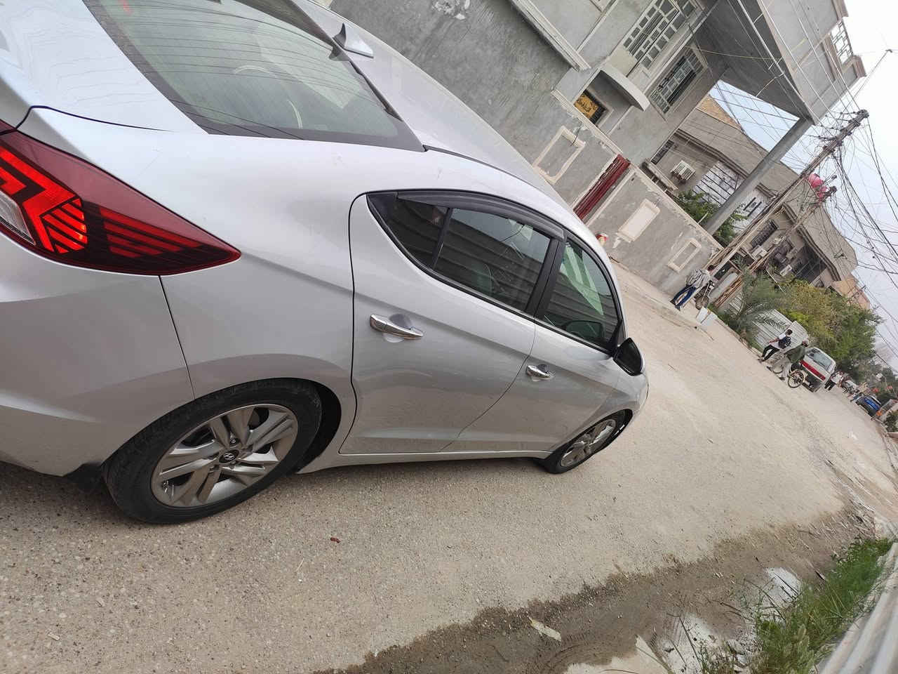 السلام عليكم انترا البيع مديل 2019سياره وارد أمريكي جاهزه مكينه وكير AT كفاله سياره داخله بدوان حادث سياره ماشيه 62مل تواصل عله هاذه رقم ***********
