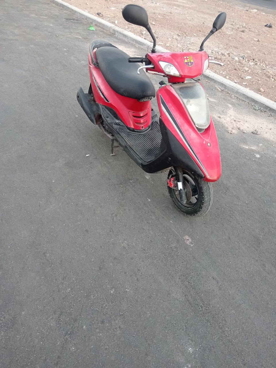 دراجه بريز ابلاديه كلها مختمه ختم واحد نكره سلف هندر كهربائيات كلها شغاله مكينتها حيل ناعمه سلف هندر كهربائيات كلها شغاله اوراقها كامله السعر 500 العنوان الشعب التلفون ***********
