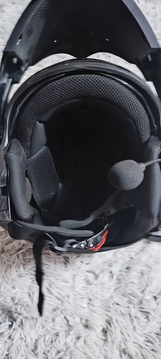 خوذه ديلفري للبيع مع مايك اصلي مكاني بابل الحلة شارع 80


**إذا كنت صاحب هذا الإعلان وتريد حذفه لأي سبب، رجاءا أرسل رسالة إلى الدعم الفني**