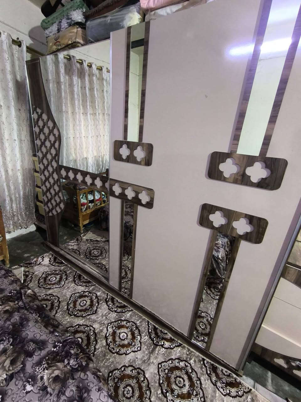 غرفة نوم سعر 300الف تليفون ***********
