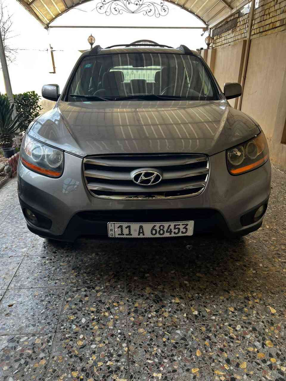 من رخصه الادمن المحترم
هونداي سنتافي موديل 2011 مكفوله من الصبغ والظربه 
والتبديل مكينه كير حداديه صدر تخم تاير تبريد ثلج المواصفات تحكم استيرن شاشه كامره محرك 2400
رقم بغداد بأسمي السعر 138 وبيه مجال غير متواجد 
فيس الشراي يتصل للاستفسار (***********)
