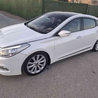 ازيرا ٢٠١٥ خليجي فول مواصفات ماشيه ٧٦ نظيفه جدآ بحاله الشركه محرك وكير...