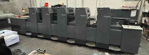 ماكنة اوفسيت SM / 52 الربع 
5 ألوان / موديل ١٩٩٩ 
لاستفسار : *********** حيدر 
*********** احسان
