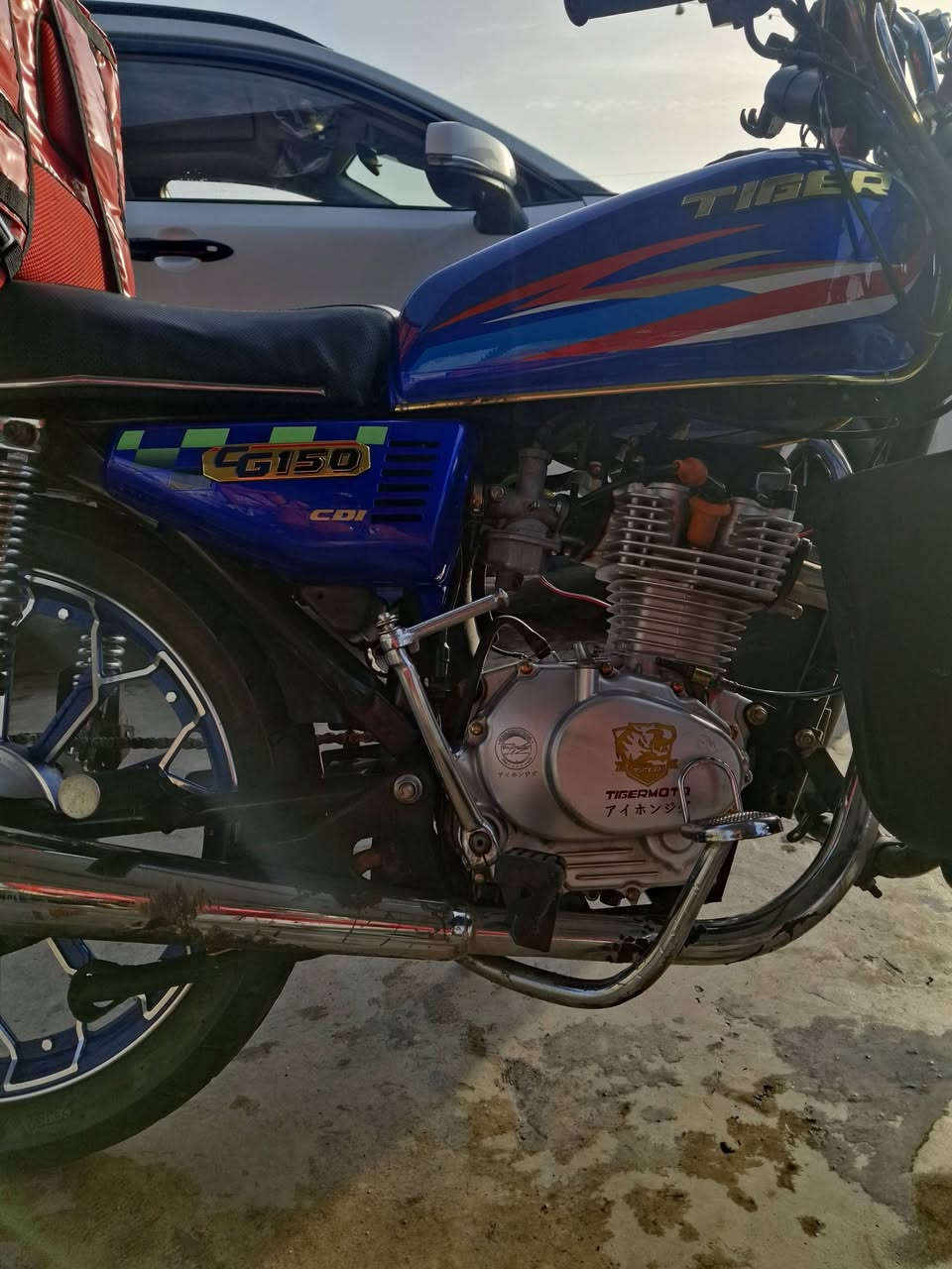 سلام عليكم
دراجة تايكر 2023 4كير
دراجة جدية كلش متعوب عليهة 
كلة شغال نقص بس اشاير خلفية او دشبول 
ويل كب فج امامي زوج تايرات جديد 
سعر 650 قفل او مراوس ابوكسر حسب القناعة 
مكاني بغداد حي الجهاد 
***********
