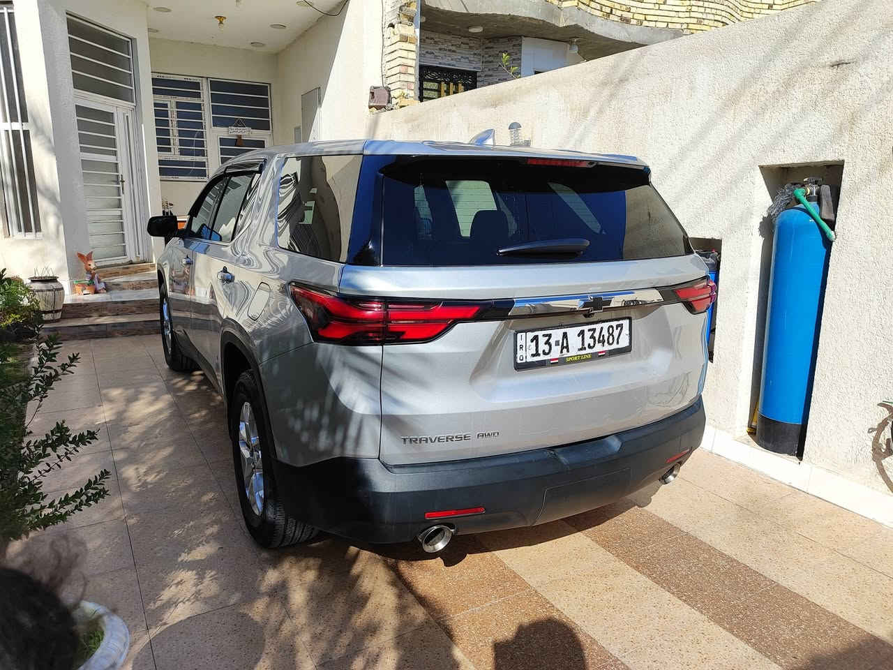 ترافرس 2022  ..  LS
السياره مكفوله صبغ وتبديل حادث دعاميه اماميه فقط صور الحادث مرفقه ايرباك ضارب دشبول وستيرن 
رقم ميسان بأسمي البيع شرط التحويل الرقم دولي
 المسافه المقطوعه ٦١ الف ميل 
محرك 3600 vvt بانزين عادي شرط بدون دوانز
٣ قطع تبريد
كشنات خلفي متصل مو سياحي يعني ٧ راكب مو ٦
اوتو ستوب 
مانع تصادم 
رادار قياده ذاتيه
بصمة جميع  الابواب 
ارضيه جلد مغلفه 
دفع رباعي 
وهواي شغلات
كشنات مخمل  بيجي 
٣ قطع تبريد 
السيارة مال جناي ممخليهه منقصه شي جاهزه 
السعر المطلوب ٢٤٢ قابل للتفاوض بشي قليل جماعه ٢٢٠ لا تتصل ولا تراسل يرحم والديك 
مكان السياره ميسان المجر الكبير 
 للاستفسار 
***********
*********** ابو ادم
