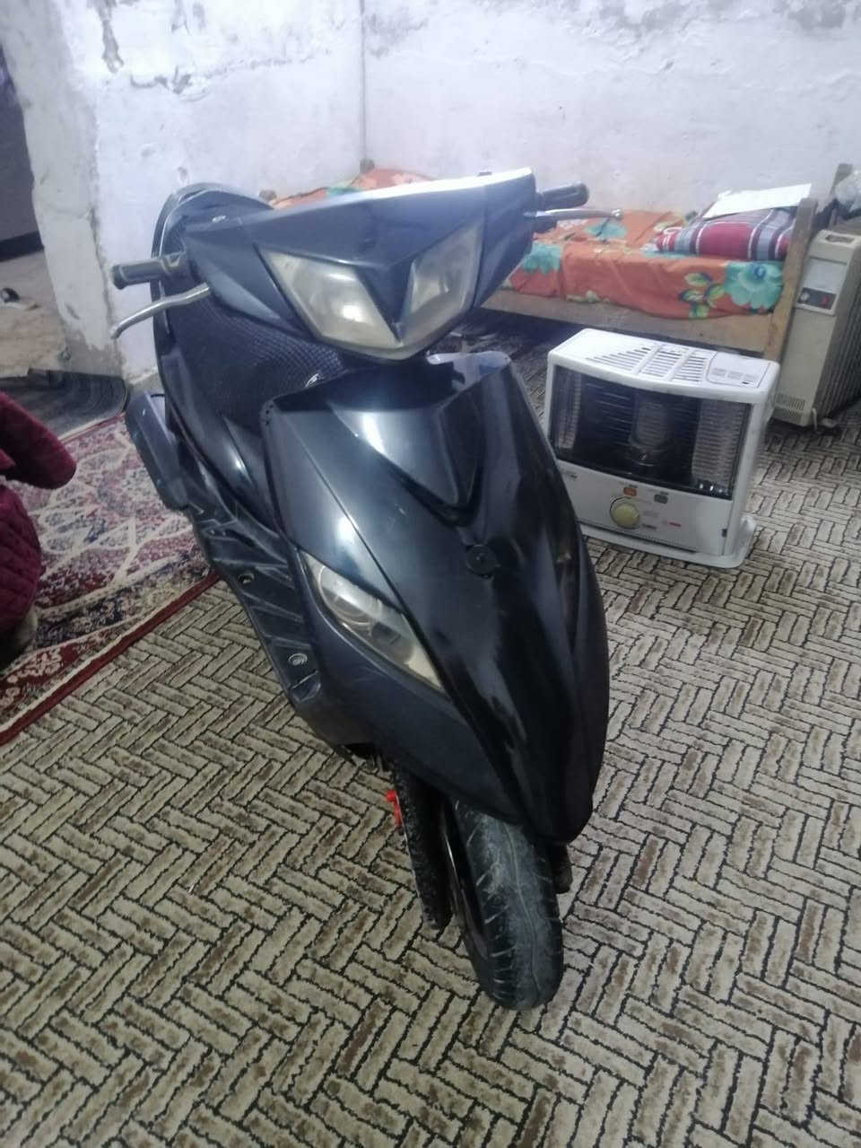 سلام عليكم درجة ماكس ثعلب درجة كاملة حيل نضيفه ختم واحد حتى الشوته مختمه كفرات اصليه مصبوغه محرك ممفتوح محرك جديد كهربايات كله درجة ملحه السعر 550 وبيه مجال السكن بغداد حي الجهاد ***********
