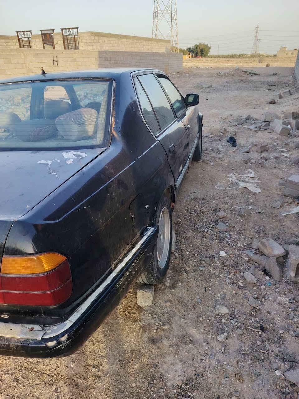 سلام عليكم بي ام 730 كير ومكينه مكفولات
تخم تاير باتري جديد حداديه نص عمر
سنوه صارله شهر من انتهت راعيه بواسط
رايده ب17 سياره موحوده بالبصره
***********
