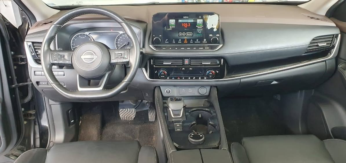 NISSAN ROGUE 2023 SL
 فول فول مواصفات
بدون صبوغ  
بانوراما بسمه شغال 
رادار امامي وخلفي جانبي 
كاميرا عدد 5 بيلادي 
فورويل 4X4 
كشنات جلد كهرباء 
كشنات هيتر و تبريد 
ستيرن هيتر  برده بيلادي 
محرك 3 سلندر 
عنوان اربيل موبايل وتس اب 
***********
*********** أربيل, العراق
