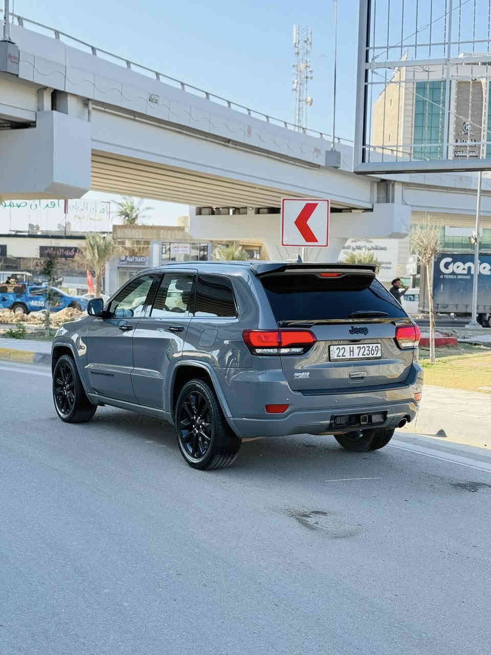 � جيب بلاك توب 2020 – لون إسمنتي تو ويل
💰 السعر: 239 ورقة مجال بسيط جدا

البچم كبس 

المواصفات:

 • بصمة تشغيل

 • بصمة أبواب

 • رادار جانبي (نقطة عمياء)

 • منظومة زينون

 • كاميرا 360 درجة

 • مقاعد مخمل + جلد

 • كراسي كهرباء

 • تدفئة كراسي أمامية

 • تدفئة ستيرن (مقود)

 • تبريد أمامي وخلفي

 • ويل اسود قياس 20

 • شاشة كبيرة

 • شاشة أعطال

 • توقف ذاتي

 • حساسات خلفية

 • صندوق خلفي كهربائي

 • لحية أمامية

 • ديفيوزر خلفي

 • لحية فوق البك الخلفي

 • بردات أبواب خلفية

 • حادث جاملغ أمامي فقط (بارد)

 • بيها كارت تكحيل باب الصدر من جوه

 • السيارة نظيفة وجاهزة مابيه نقص

صور الحادث مرفقه بلمنشور

——————————————

***********

📍العنوان بغداد الدوره
